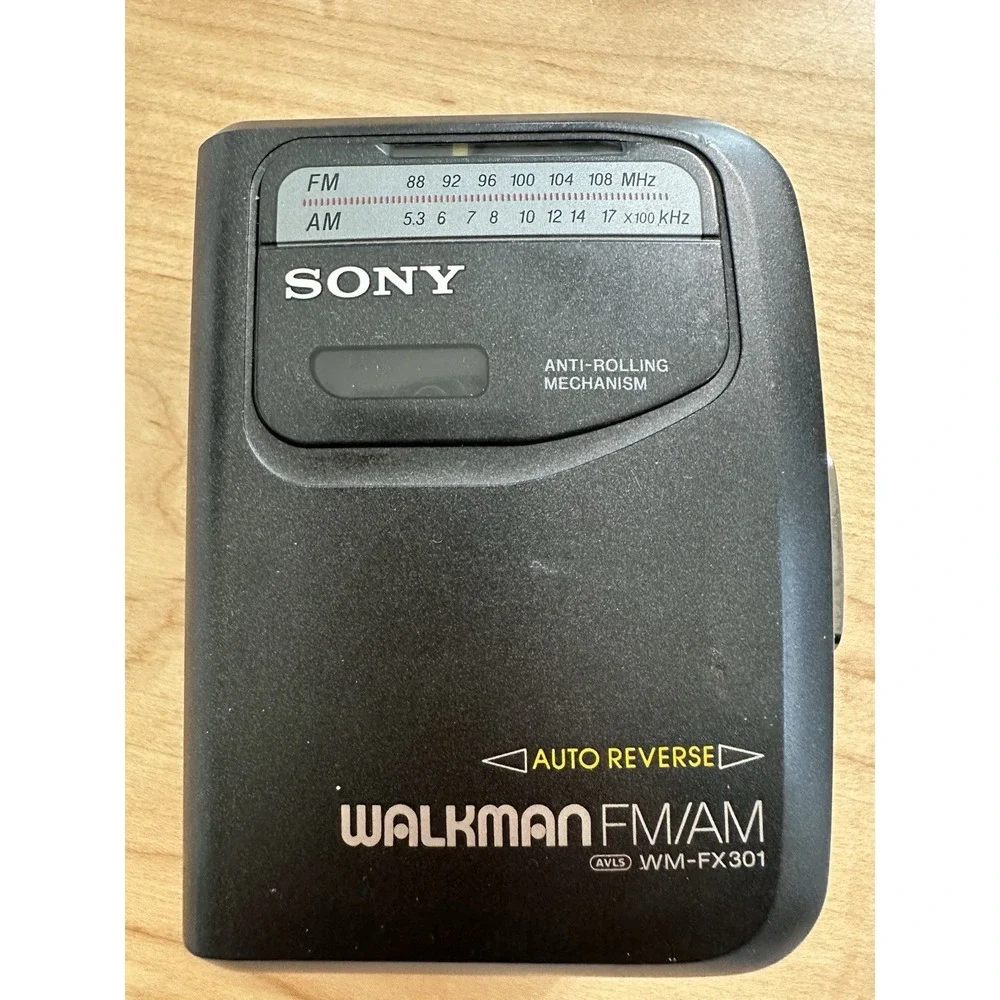 Sony Walkman WM-FX301 Portable AM/FM Radio Cassette Player Black Vintage